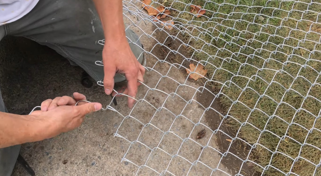 Affordable chain-link fence installation services